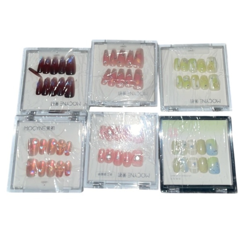Handmade High Quality Press-on Nails set of 6